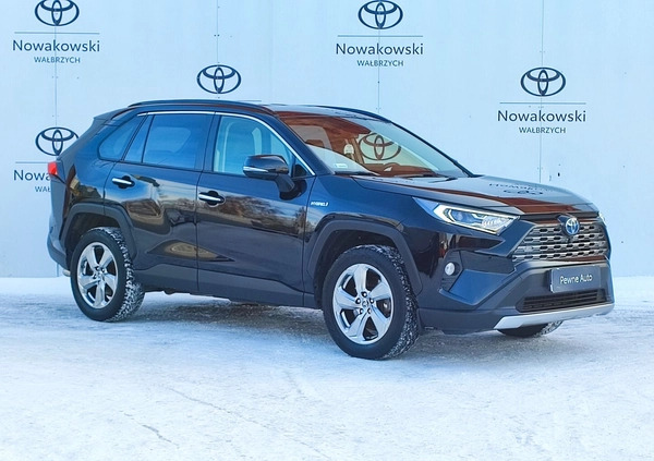 Toyota RAV4 cena 149900 przebieg: 87610, rok produkcji 2020 z Wałbrzych małe 466